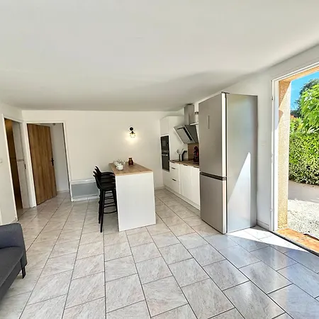 Avec Piscine Privee 别墅 *