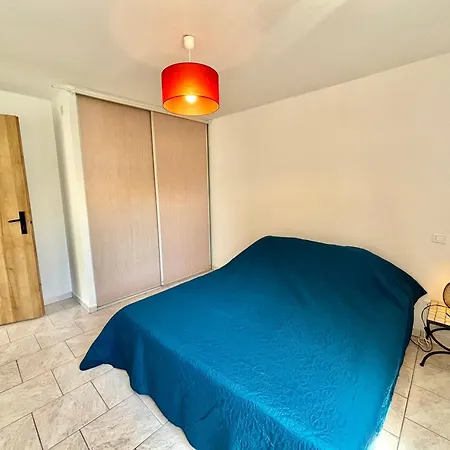 Avec Piscine Privee 빌라 포르티씨오