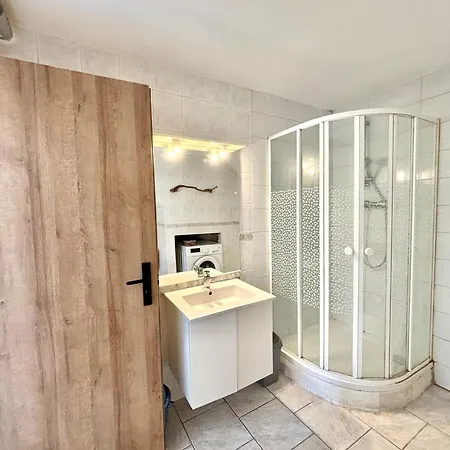 Avec Piscine Privee Вилла Портисьо